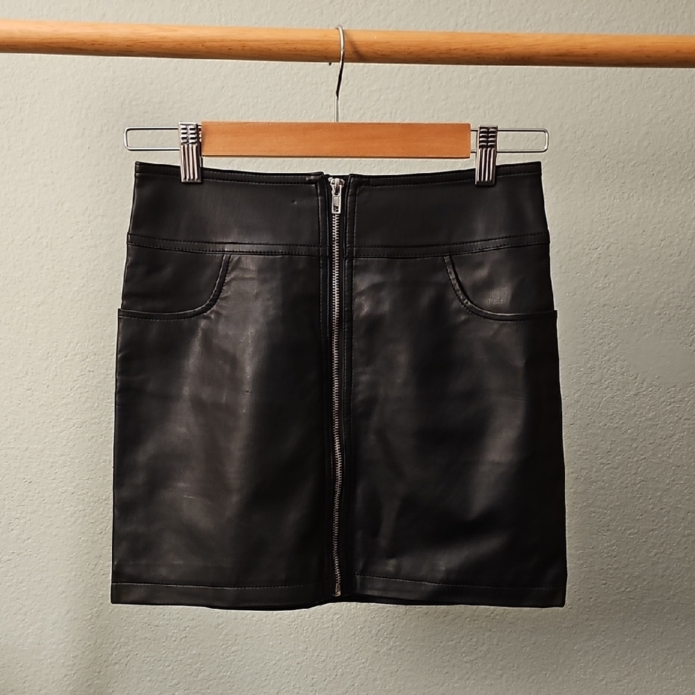Forever 21 Black Vegan Leather Mini Skirt